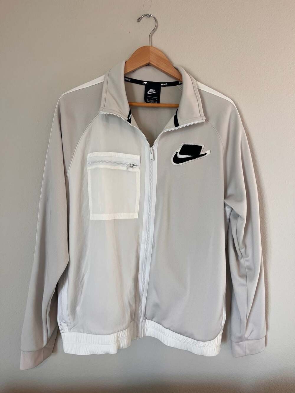 Nike NSW Sportswear Deconstructed Track Jacket, Light Bone/White Streetwear, M
